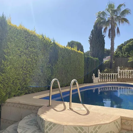 Encantadora Con Piscina En Playa Flamenca Villa