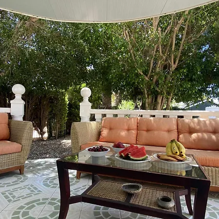 Villa Encantadora Con Piscina En Playa Flamenca