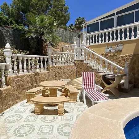 Encantadora Con Piscina En Playa Flamenca Villa