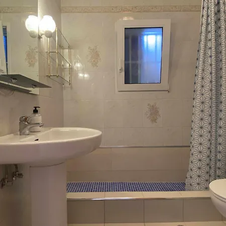 Encantadora Con Piscina En Playa Flamenca