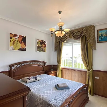 Villa Encantadora Con Piscina En Playa Flamenca *