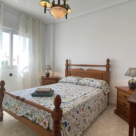 Encantadora Con Piscina En Playa Flamenca Villa